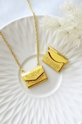 24 Karats Daisy Envelope Locket Necklace - HERS